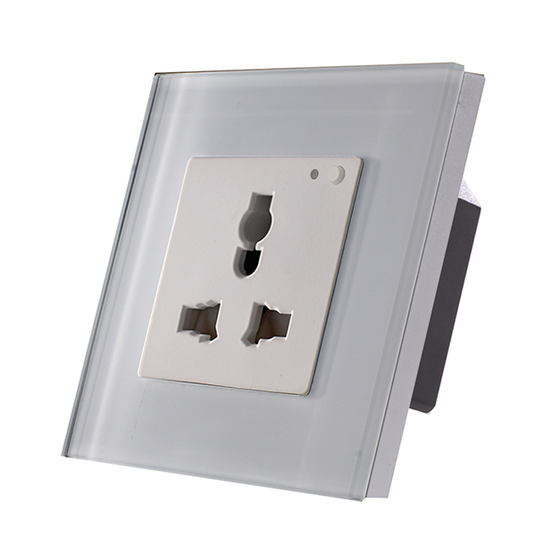 Presa Wi-Fi Tuya Smart universale
